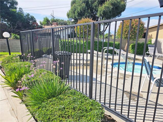 675 N Lark Ellen Avenue, Covina, CA 91722