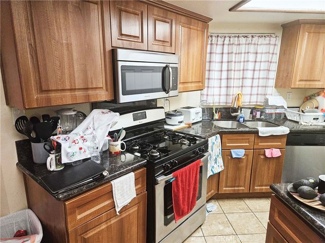 675 N Lark Ellen Avenue, Covina, CA 91722