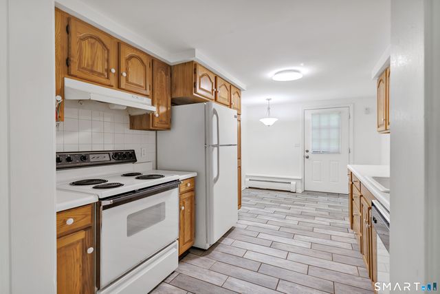 69 Forest Road, Monroe, CT 06468