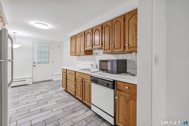 69 Forest Road, Monroe, CT 06468