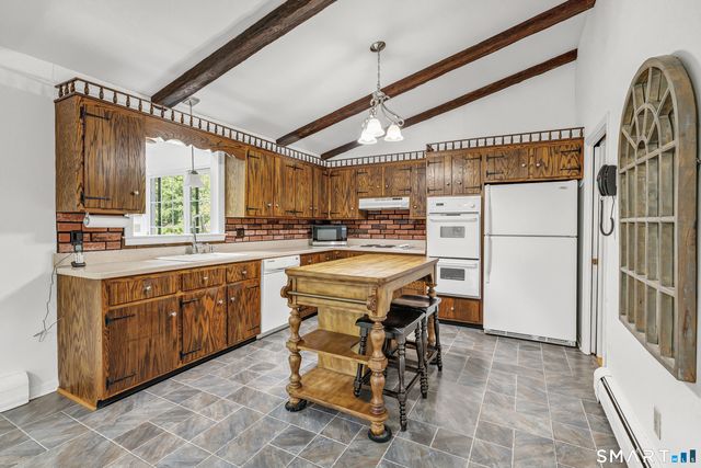 69 Forest Road, Monroe, CT 06468