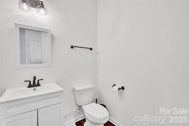 112 Kingsway Drive, Mooresville, NC 28115