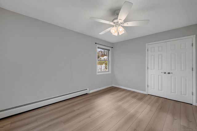 18 Roma Avenue, Waterbury, CT 06708