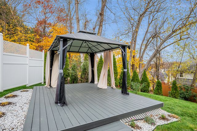 18 Roma Avenue, Waterbury, CT 06708