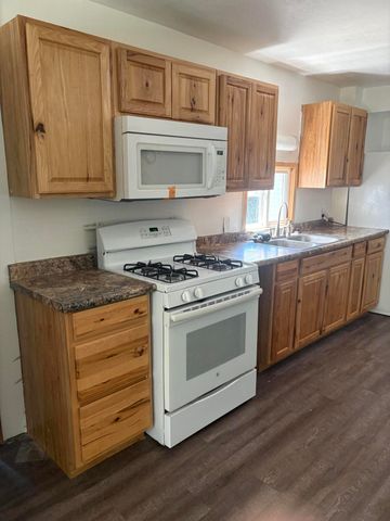 2841 Whites Bridge, Belding, MI 48809
