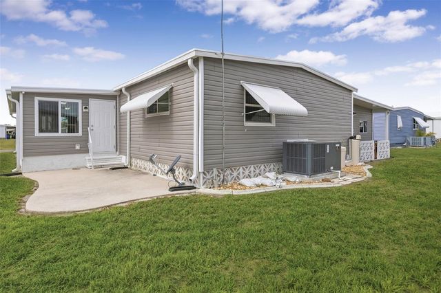 652 LA SALA, North Port, FL 34287