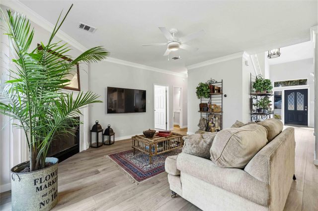 6506 Needham LN, Austin, TX 78739