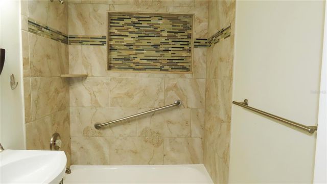 6543 34TH TERRACE N, St Petersburg, FL 33710