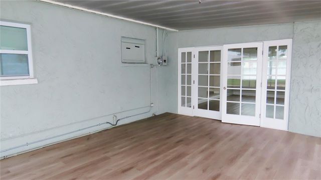 6543 34TH TERRACE N, St Petersburg, FL 33710
