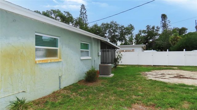 6543 34TH TERRACE N, St Petersburg, FL 33710
