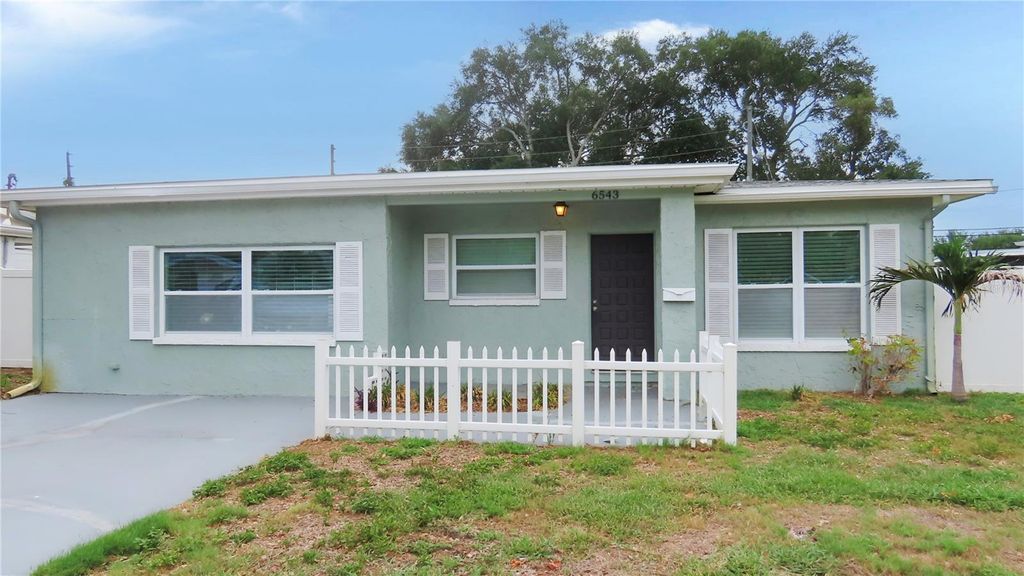 6543 34TH TERRACE N, St Petersburg, FL 33710