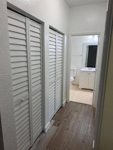 374 NE 27th Ave 203, Homestead, FL 33033