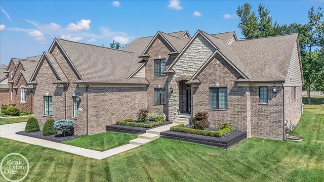 3941 Corkwood Drive, Sterling Heights, MI 48314