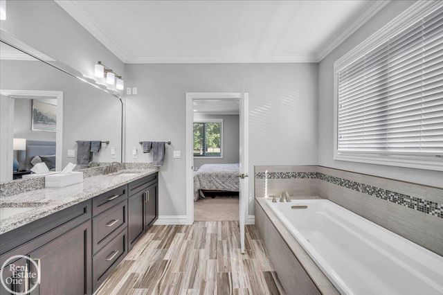 3941 Corkwood Drive, Sterling Heights, MI 48314