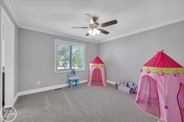 3941 Corkwood Drive, Sterling Heights, MI 48314