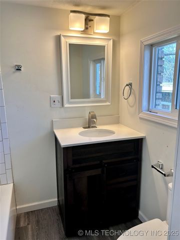 3535 E 28th Street, Tulsa, OK 74114