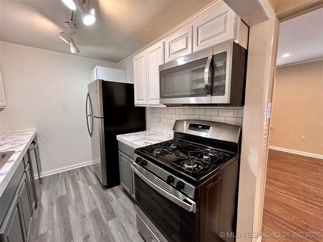 3535 E 28th Street, Tulsa, OK 74114