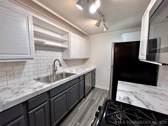 3535 E 28th Street, Tulsa, OK 74114