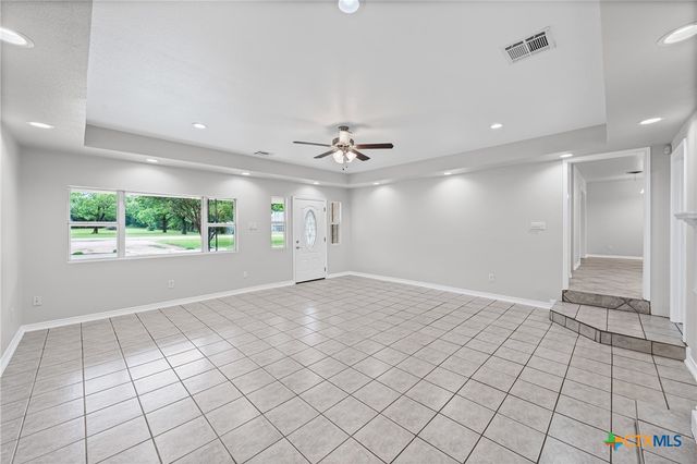 1401 LUKER Road, Belton, TX 76513