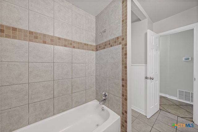 1401 LUKER Road, Belton, TX 76513