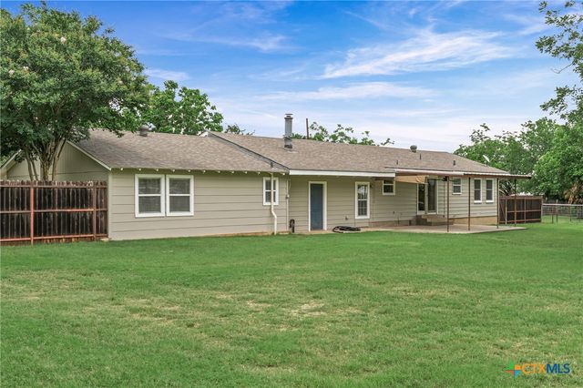 1401 LUKER Road, Belton, TX 76513