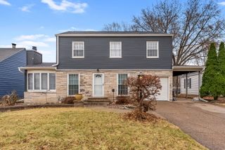 2409 40th Street, Rock Island, IL 61201