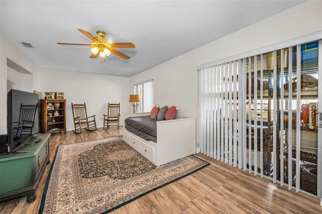 918 WINDWARD WAY, Palm Harbor, FL 34685