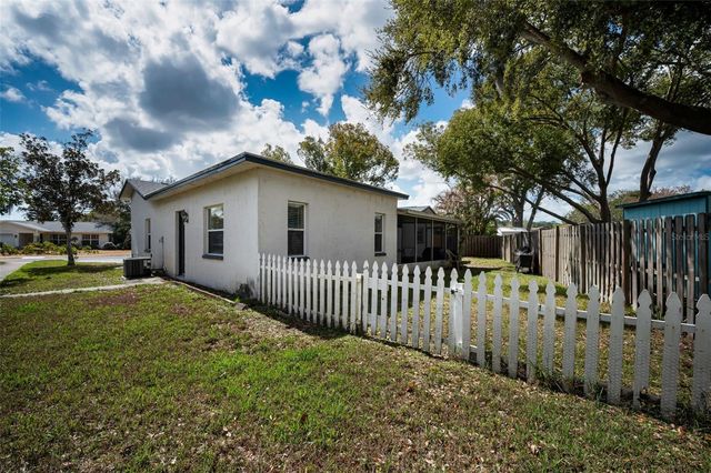 918 WINDWARD WAY, Palm Harbor, FL 34685