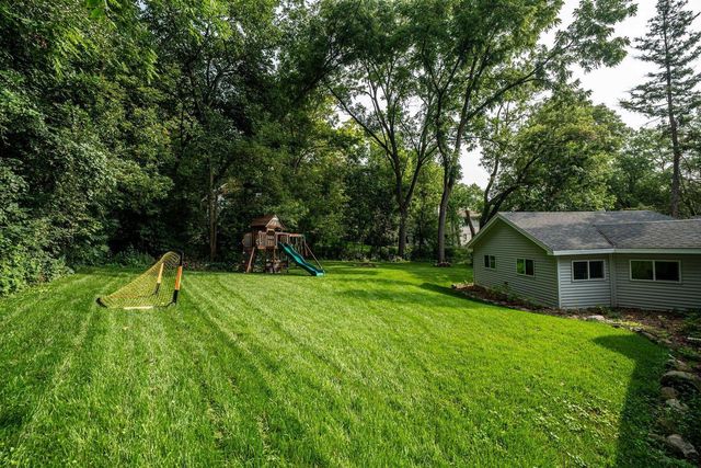 12500 Knoll ROAD, Elm Grove, WI 53122