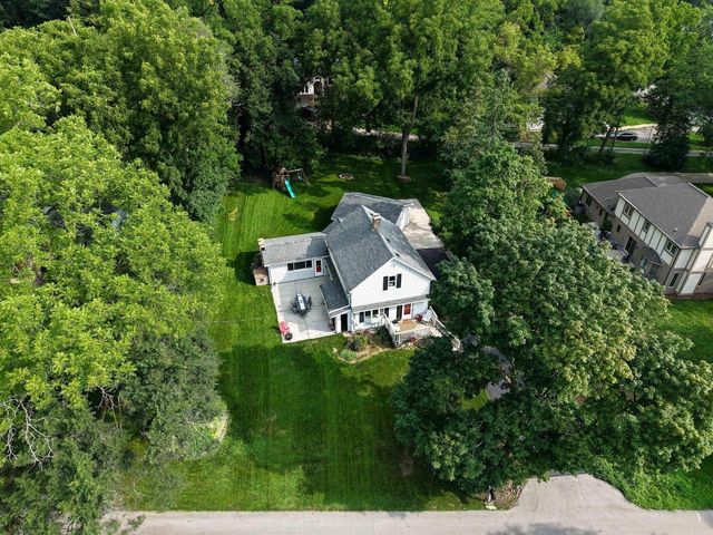 12500 Knoll ROAD, Elm Grove, WI 53122