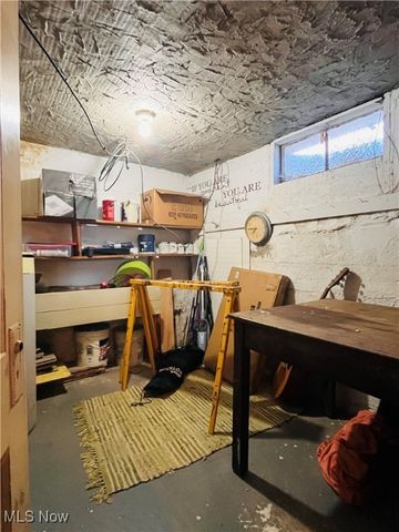 1958 Newark Road, Zanesville, OH 43701