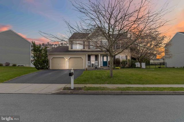 46 WILDFLOWER CIRCLE, Lebanon, PA 17046