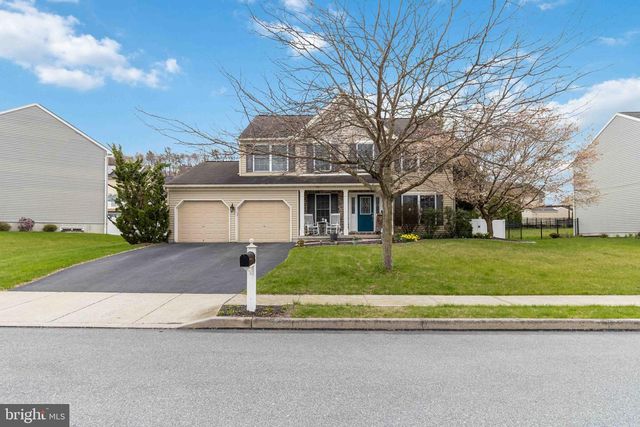 46 WILDFLOWER CIRCLE, Lebanon, PA 17046