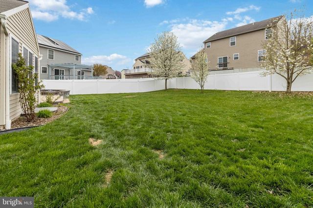 46 WILDFLOWER CIRCLE, Lebanon, PA 17046