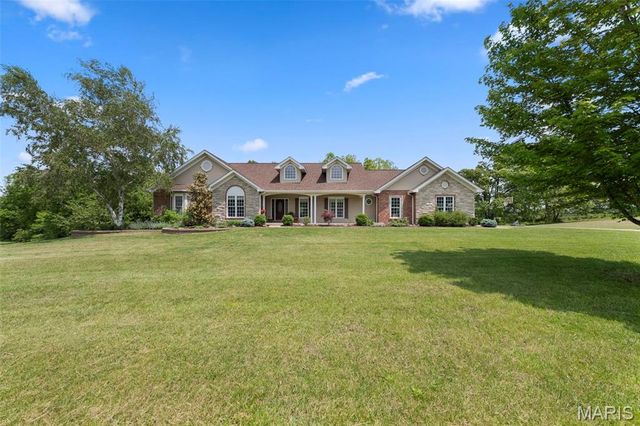 120 Champion Circle, Troy, MO 63379