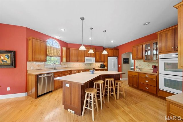 120 Champion Circle, Troy, MO 63379