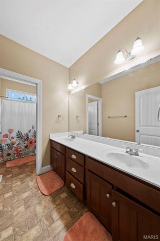 120 Champion Circle, Troy, MO 63379
