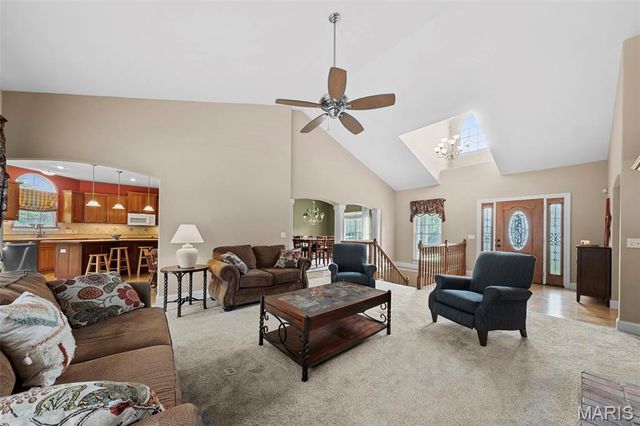 120 Champion Circle, Troy, MO 63379
