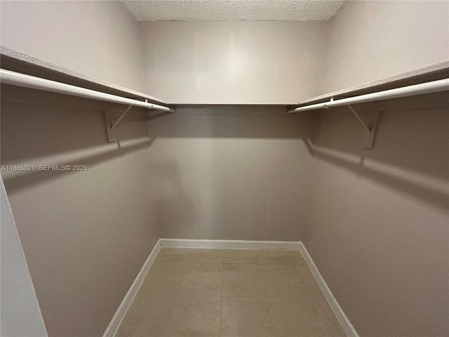 6505 Winfield Boulevard B-18, Margate, FL 33063