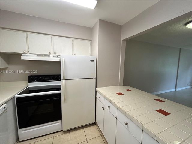 6505 Winfield Boulevard B-18, Margate, FL 33063