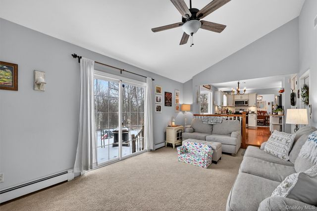 6 Wayne Drive, Middletown, NY 10940