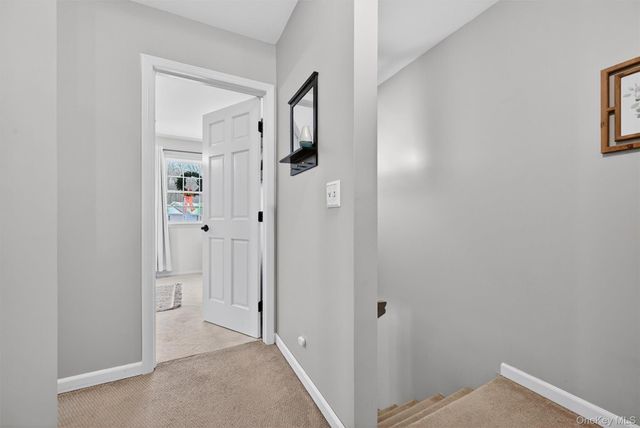 6 Wayne Drive, Middletown, NY 10940