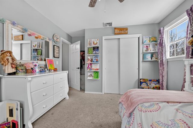 6 Wayne Drive, Middletown, NY 10940