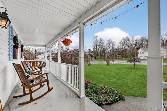 6 Wayne Drive, Middletown, NY 10940