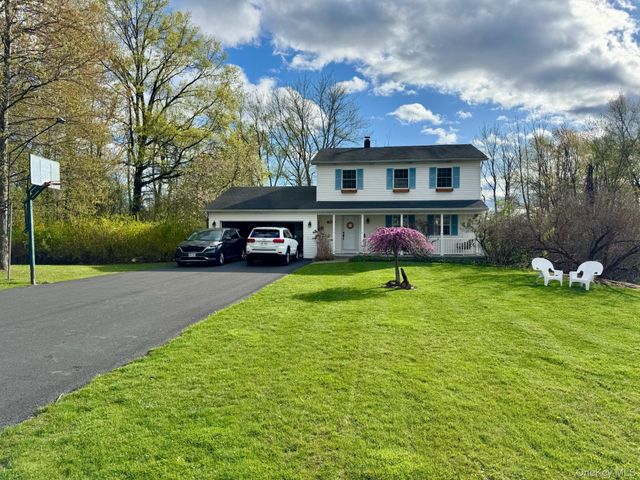 6 Wayne Drive, Middletown, NY 10940