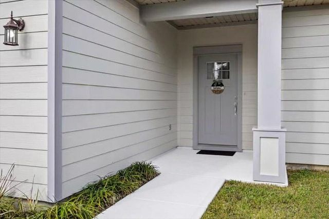 2145 Janet Street, Navarre, FL 32566