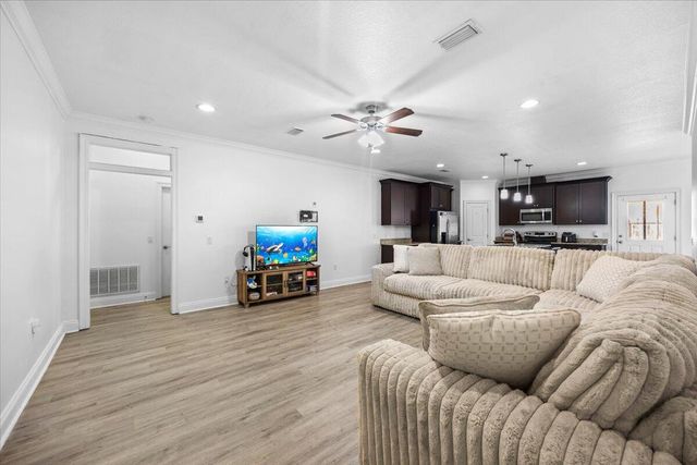 2145 Janet Street, Navarre, FL 32566