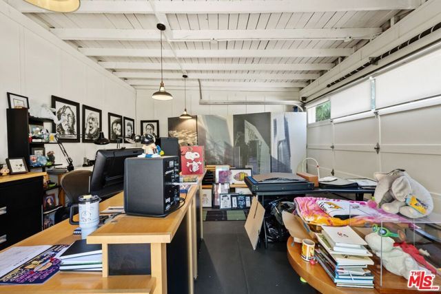 202 N Gower Street, Los Angeles, CA 90004