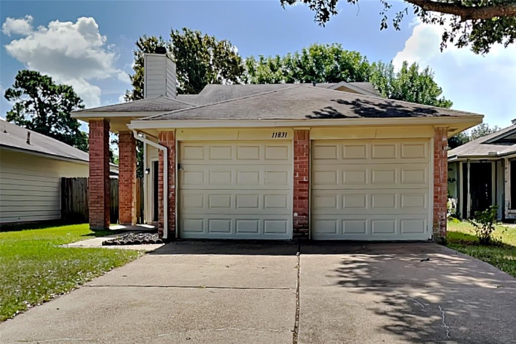11831 Oakner Drive, Tomball, TX 77377