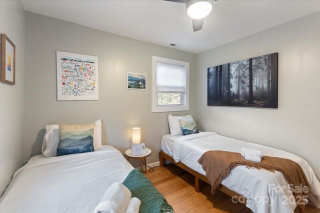 529 Bailey Road, Asheville, NC 28806